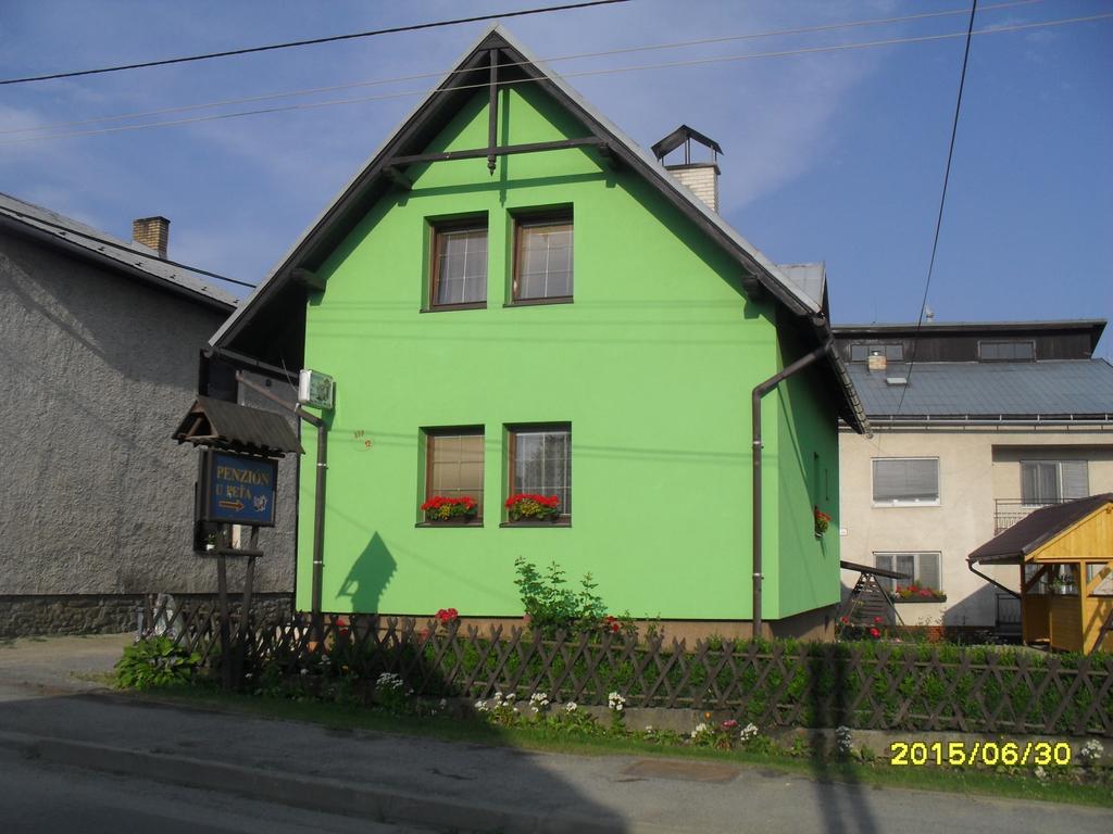 Penzion U Peta Hrustin Kültér fotó